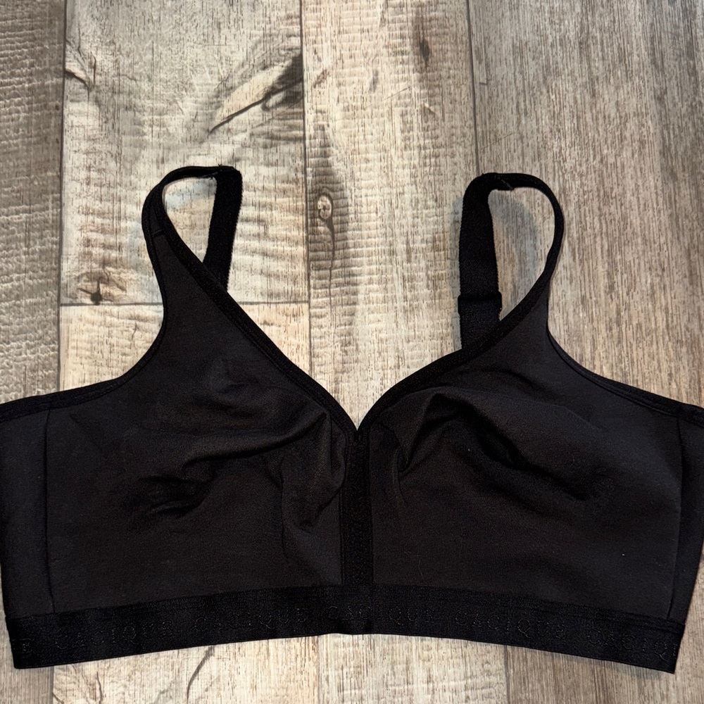 CACIQUE Black Women's Intimate Bra- size 42DDD